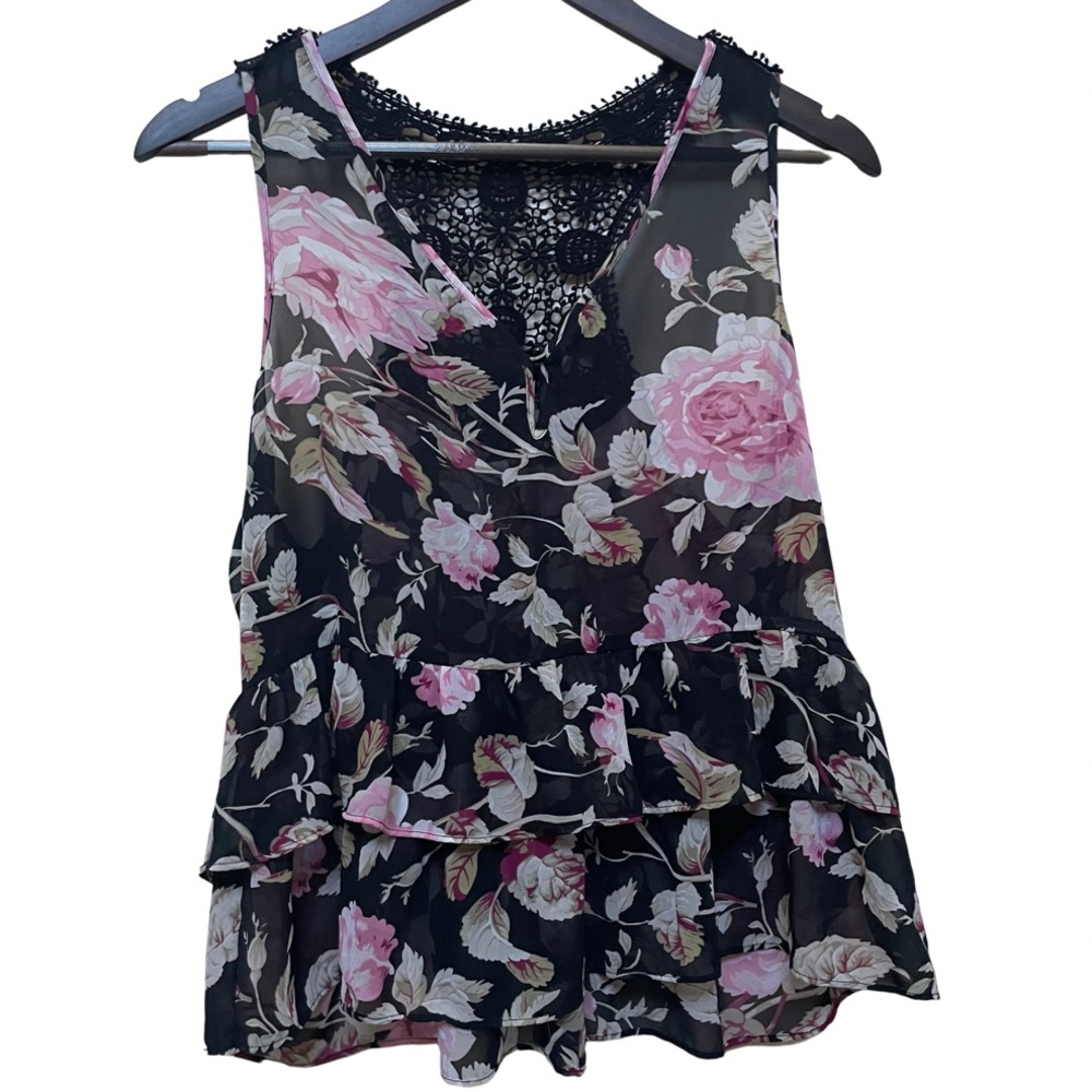 Quintessential Women's Floral Crochet Razorback Tank Top Medium